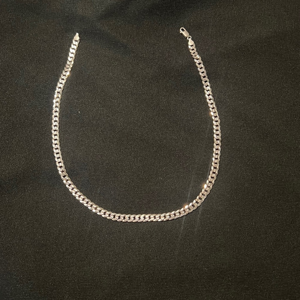 20inch 8mm 925 sterling silver diamond cut flat chain!